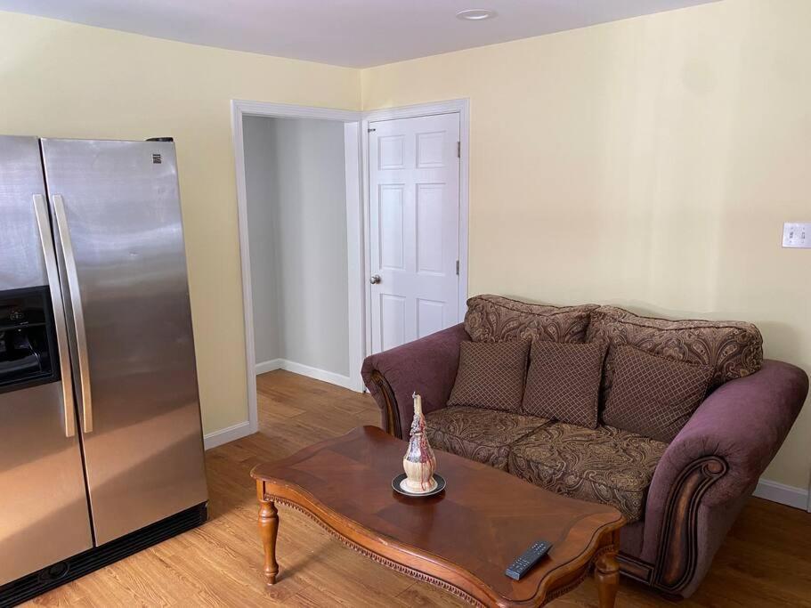 Sunny One Bedroom In Historic Downtown Dover Buitenkant foto